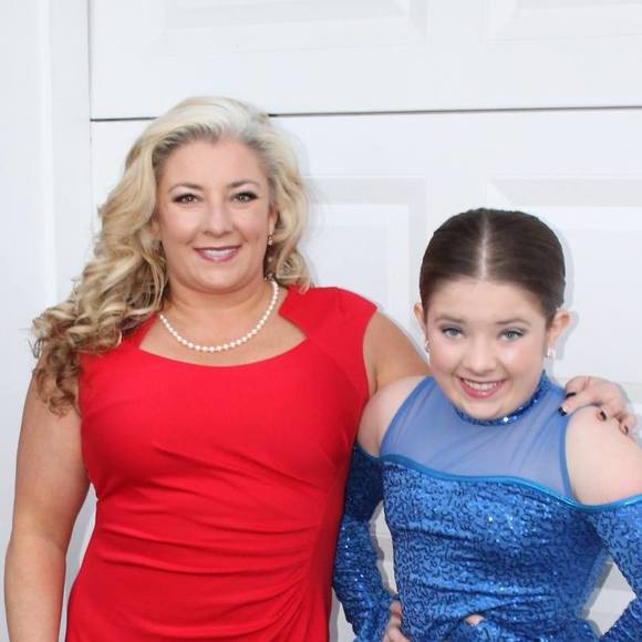 Meet your Posher, Amy - Picture 1 of 1